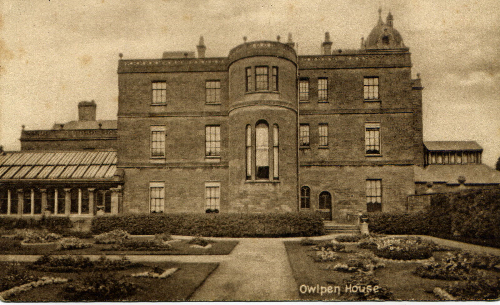 Owlpen Manor | Cotswold Wedding Venue & Holiday Cottages