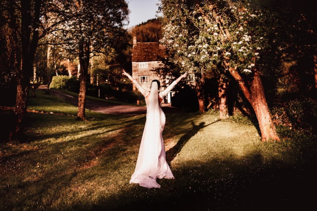 Owlpen Manor Exclusive Cotswolds Weddings